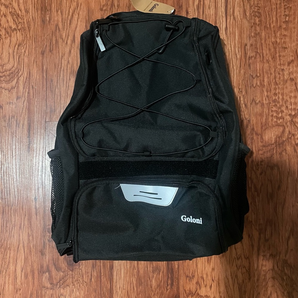 Goloni Soccer Bag, Basketball Bag with Ball Compartment. NWT